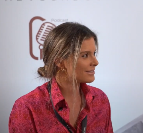 Karina Oliani concede entrevista na 19ª edição SIMPLO